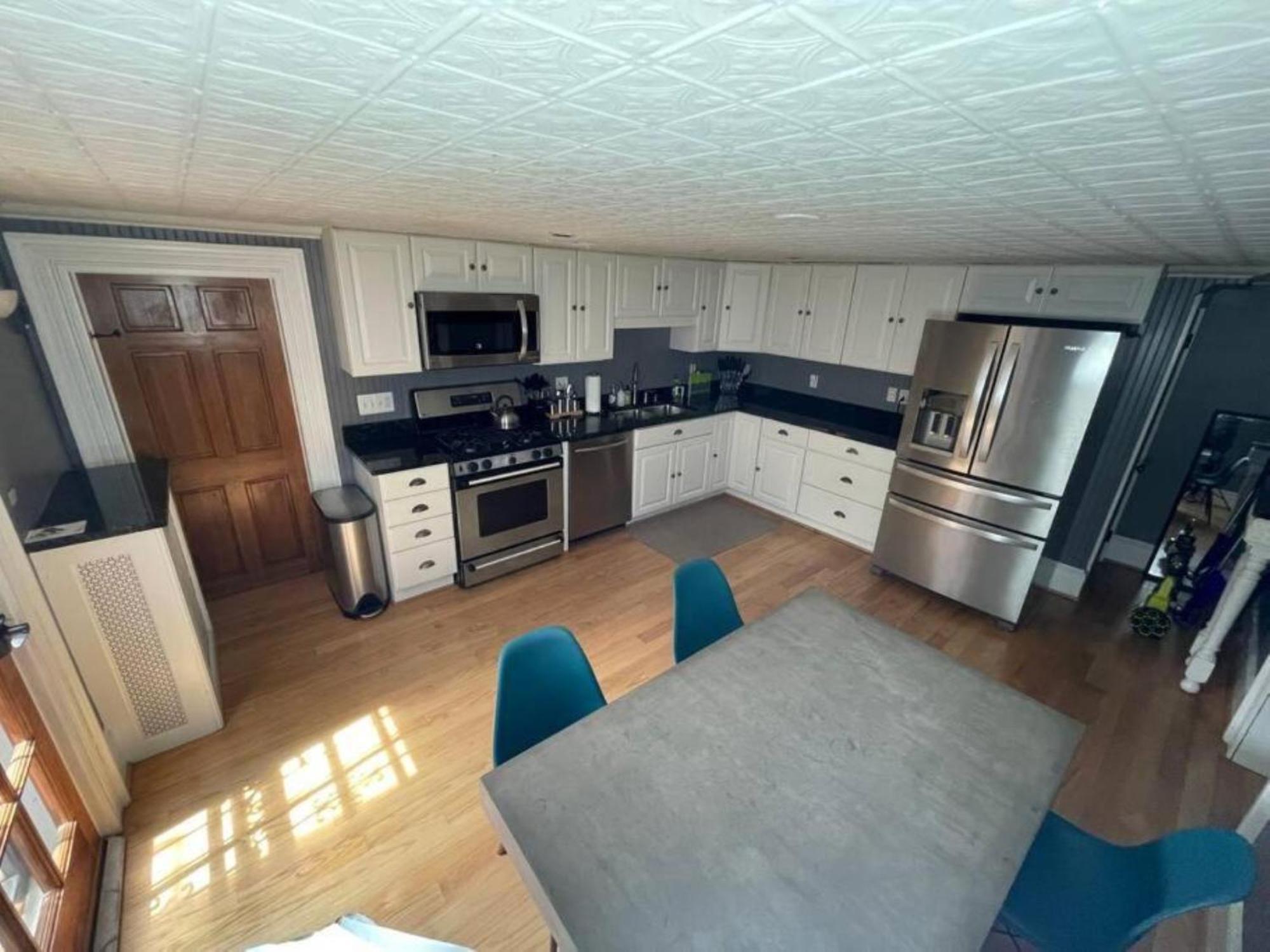 Steps From Capitol - Prime With Location!