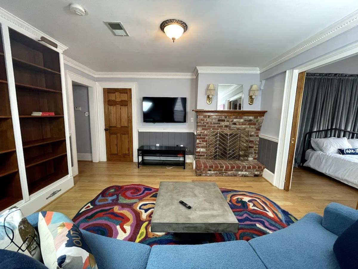 Steps From Capitol - Prime With Location!